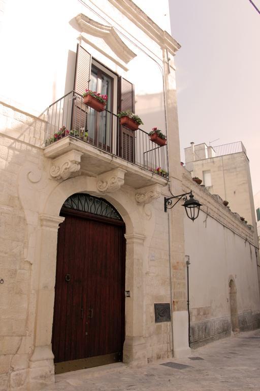 Palazzo Manfredi - Bed And Breakfast Monopoli Zewnętrze zdjęcie